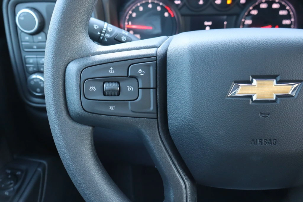 2026 Chevrolet Silverado 2500 HD Custom - Photo 9