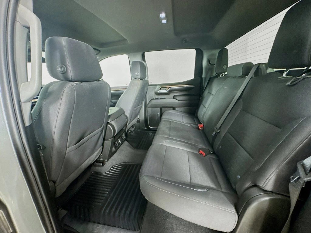 2023 Chevrolet Silverado 1500 LT - Photo 28