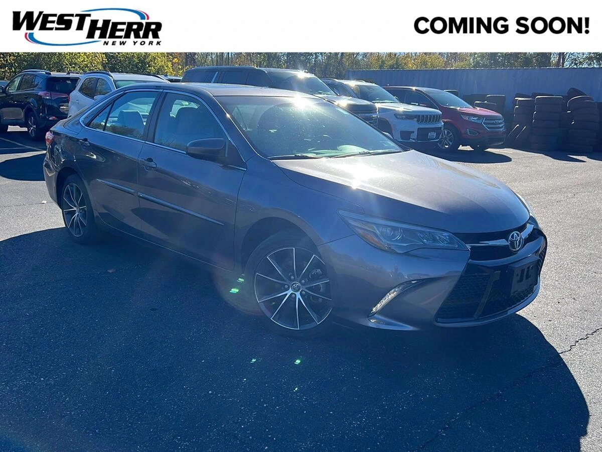 2016 Toyota Camry XSE