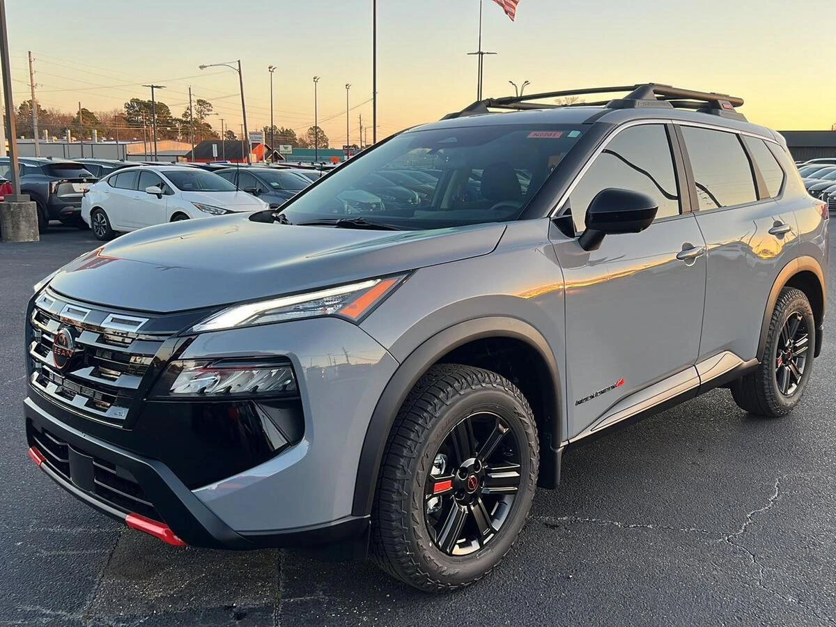 2026 Nissan Rogue Rock Creek's photo