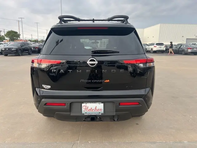 2025 Nissan Pathfinder Rock Creek photo 4