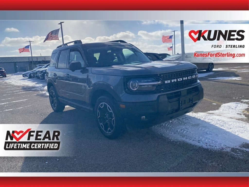 2025 Ford Bronco Sport Outer Banks's photo