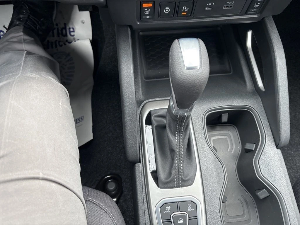 2026 Nissan Frontier SV - Photo 34