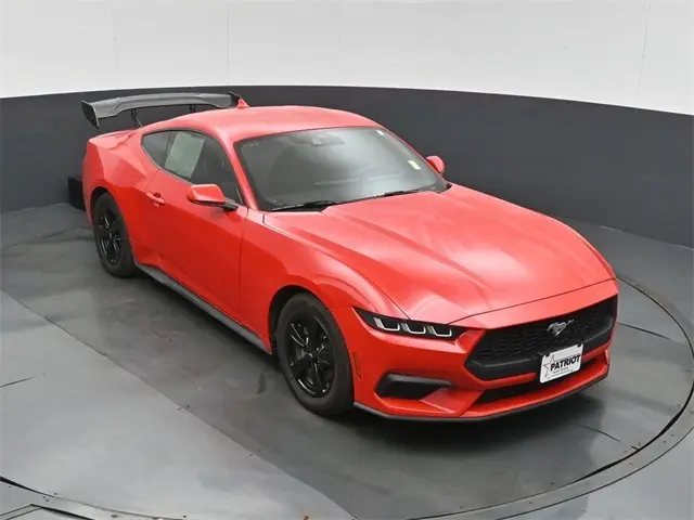 2024 Ford Mustang EcoBoost photo 25