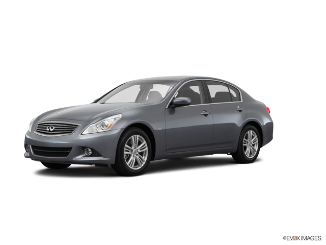 2015 INFINITI Q40 Base