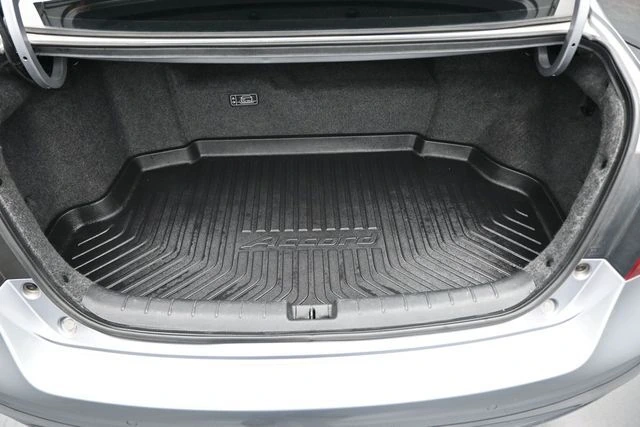 2017 Honda Accord Hybrid Touring - Photo 14