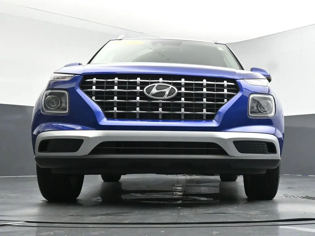 2021 Hyundai Venue SEL photo 37