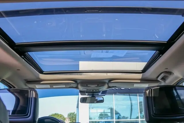 2021 Ford Expedition Platinum photo 11