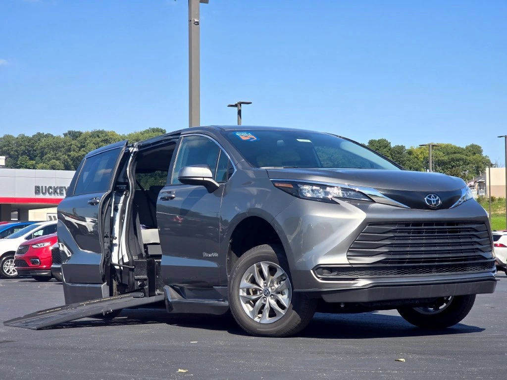 2026 Toyota Sienna
