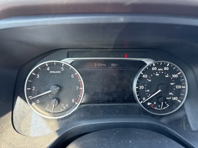 2021 Nissan Rogue SV photo 14