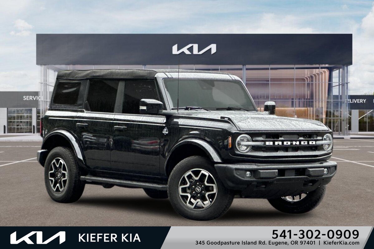 2023 Ford Bronco Outer Banks