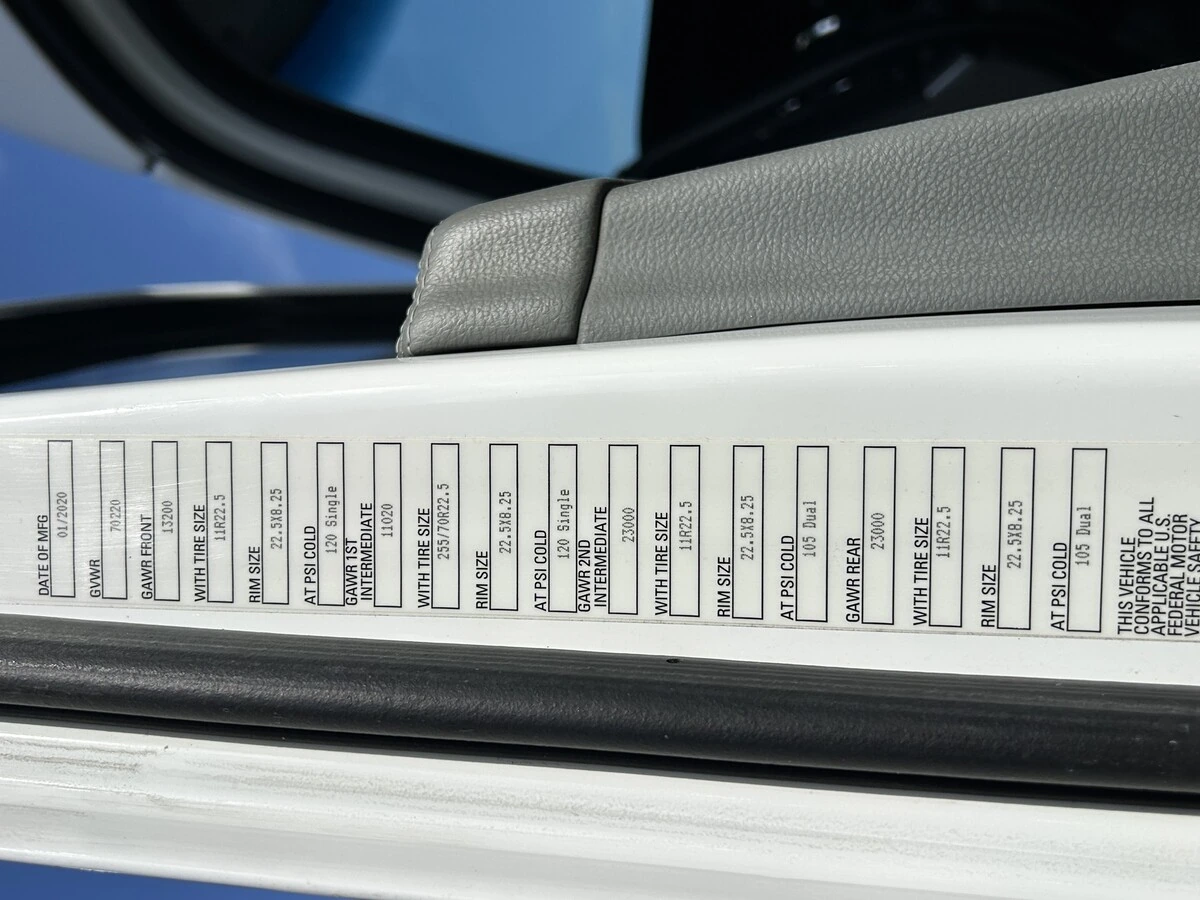 2021 Kenworth T880 — photo 4