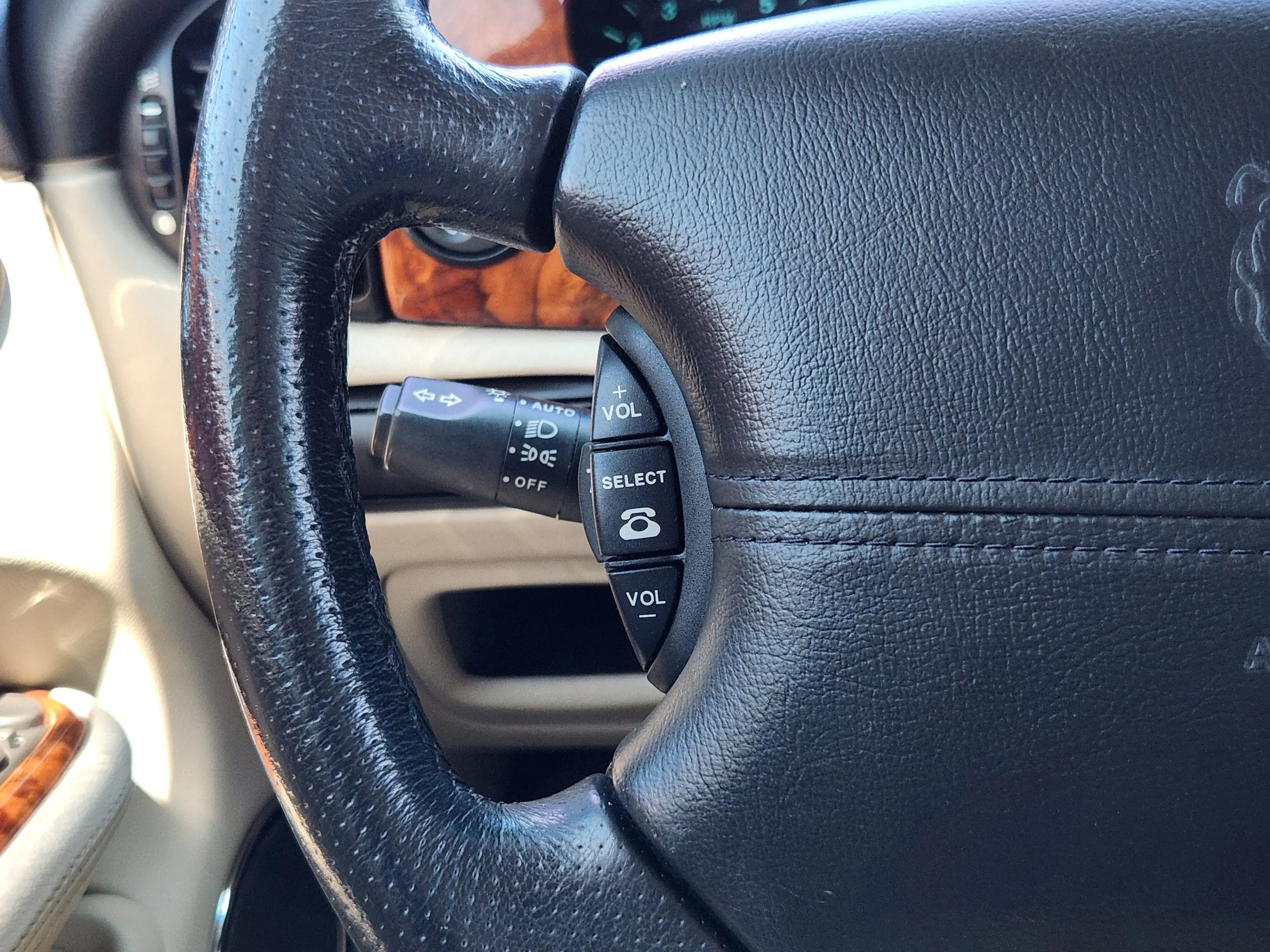 2002 Jaguar XJ Sport photo 16