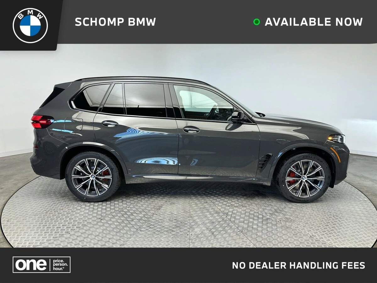 2026 BMW X5 M60i's photo