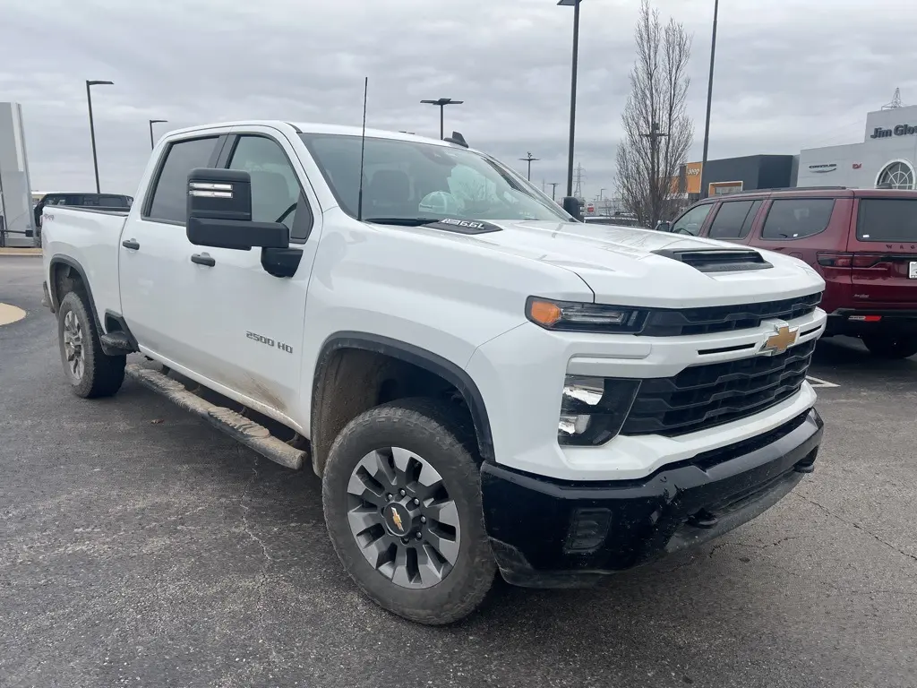 Used 2024 Chevrolet Silverado 2500HD Custom with VIN 2GC4YME70R1132149 for sale in Owasso, OK