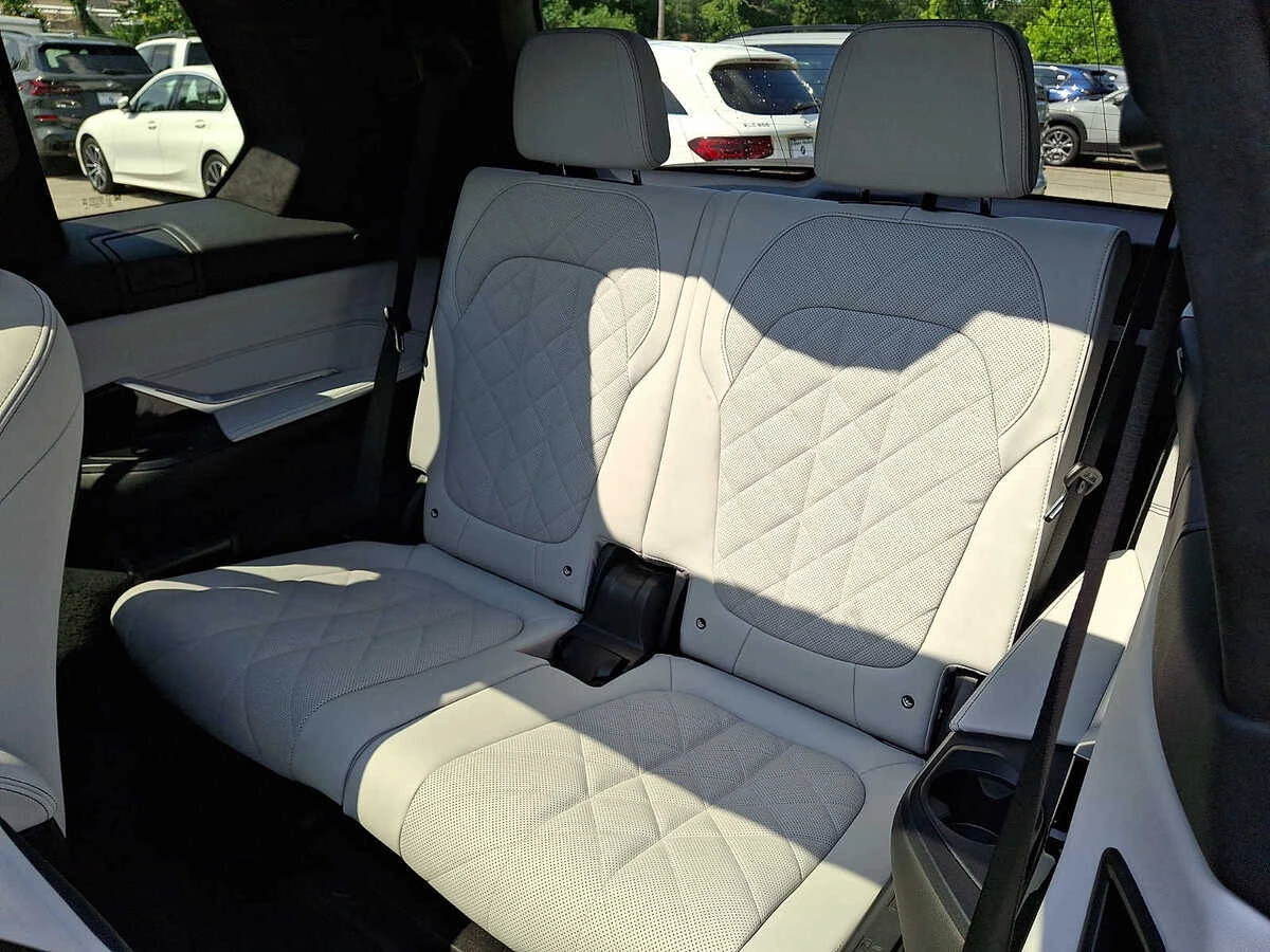 2024 BMW X7 40i - Photo 9