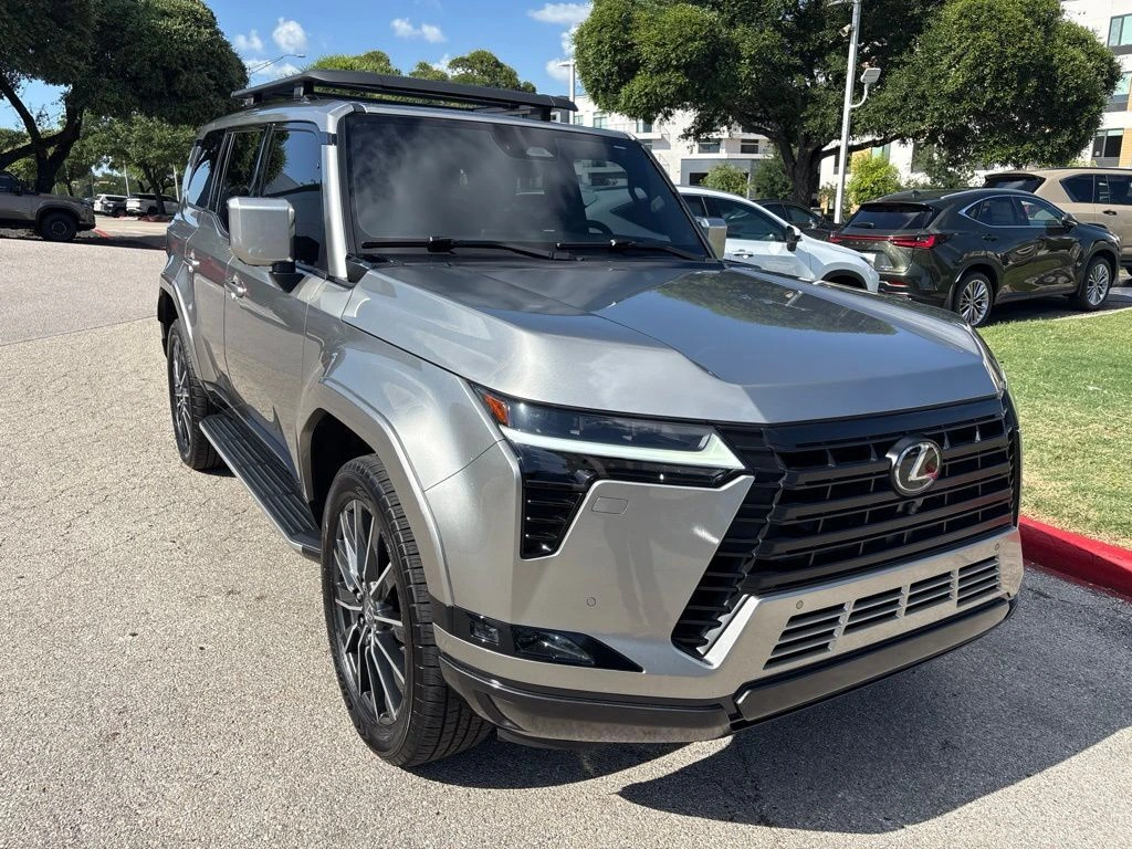 2024 Lexus GX Luxury - Photo 6
