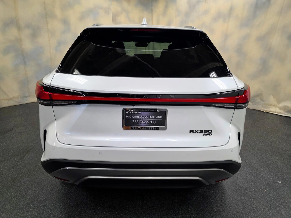 2026 Lexus RX 350 - Photo 8