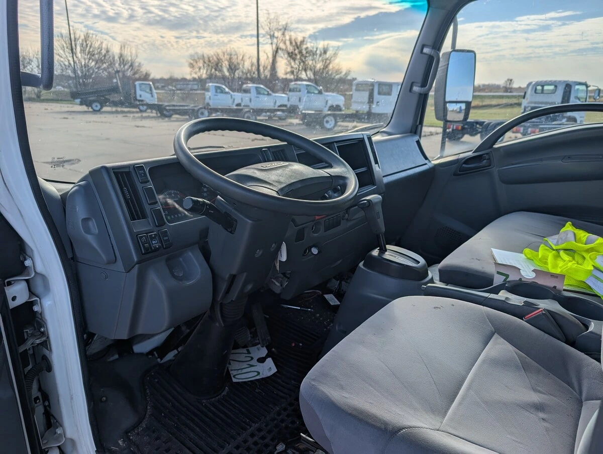 2016 Isuzu NPR in Davenport, IA — photo 5