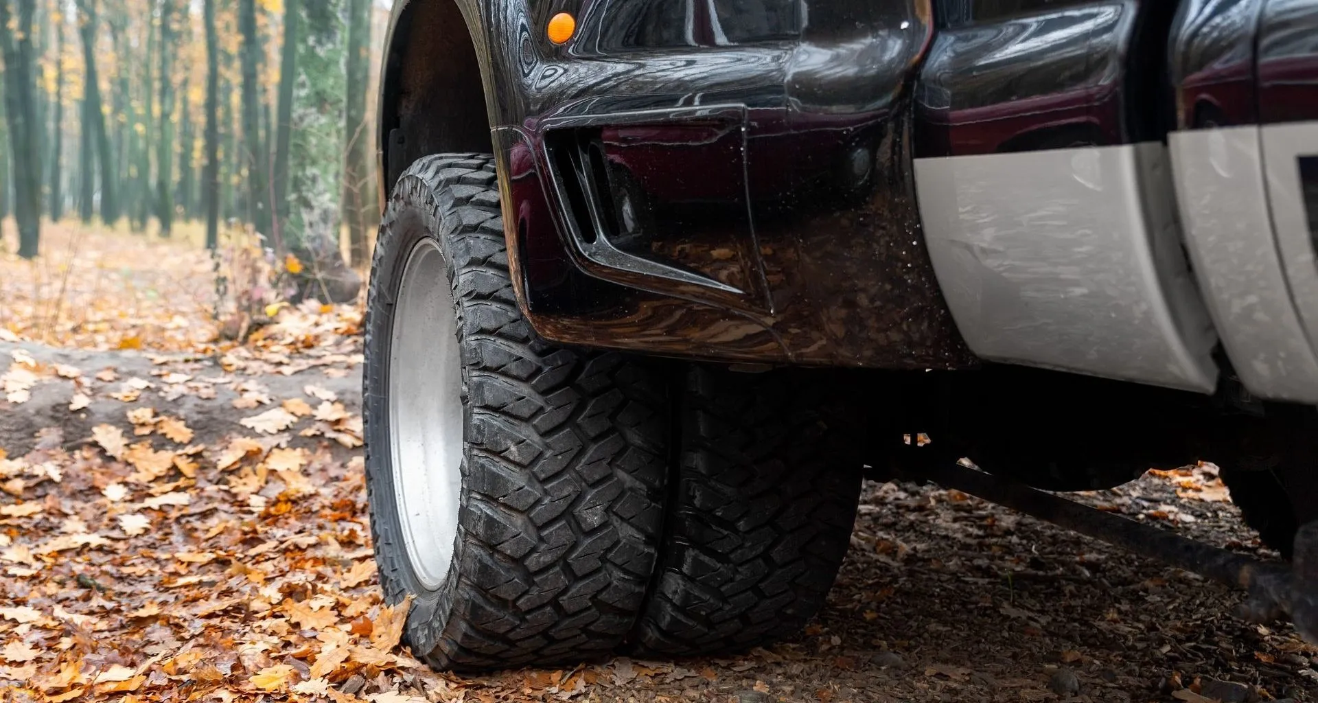 5th and 6th wheels on a Dually Truck