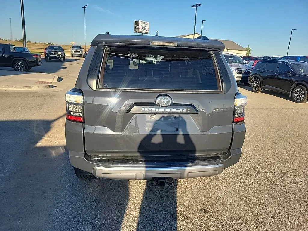 2024 Toyota 4Runner TRD Off-Road Premium photo 3