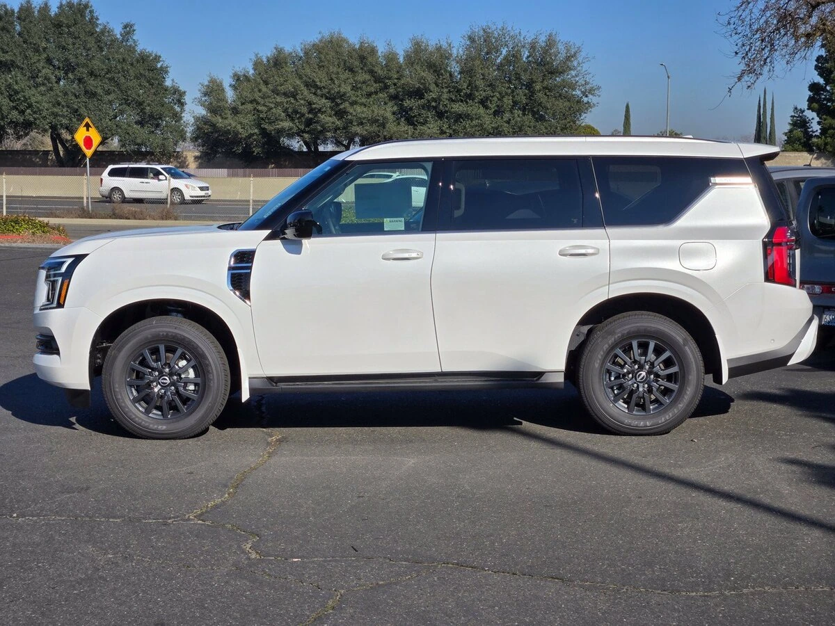 2026 Nissan Armada SV - Photo 7