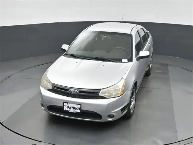 2011 Ford Focus SES photo 29