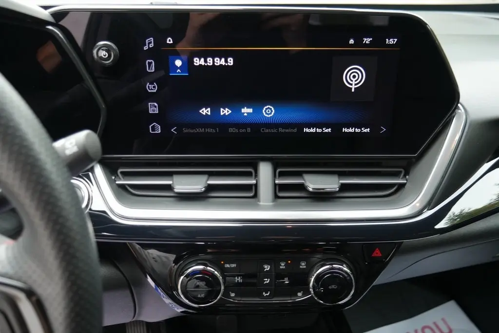 2024 Chevrolet Trax photo 14