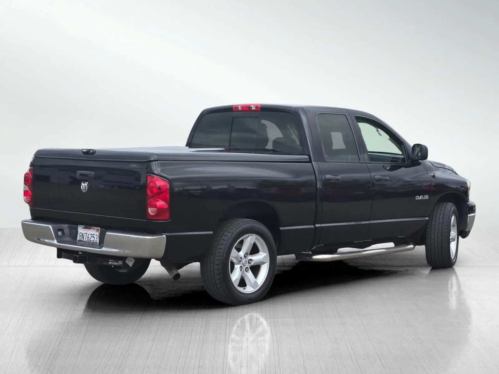 2008 Dodge Ram SLT photo 4