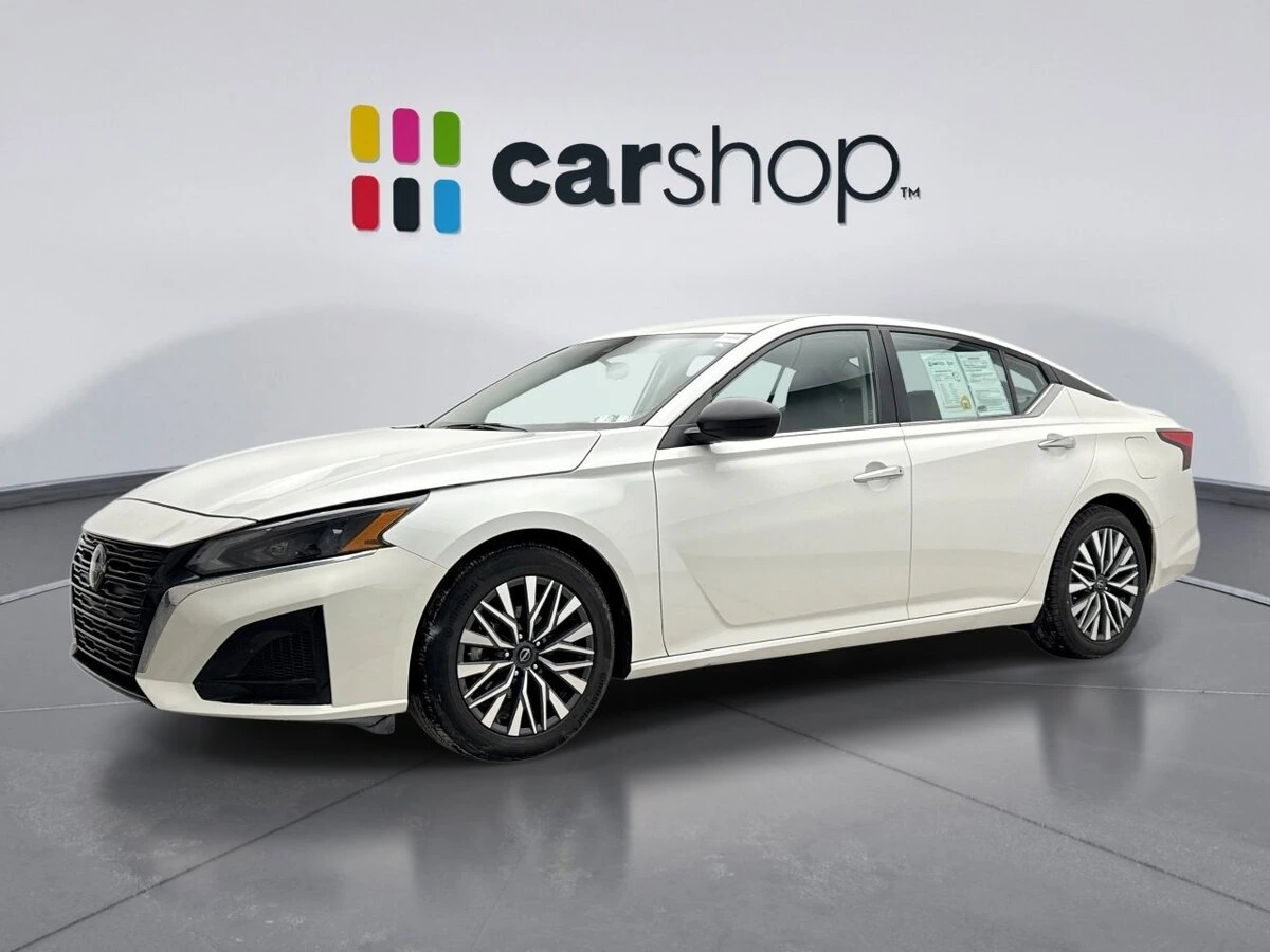 2024 Nissan Altima SV
