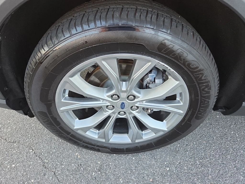 2024 Ford Explorer Limited - Photo 14