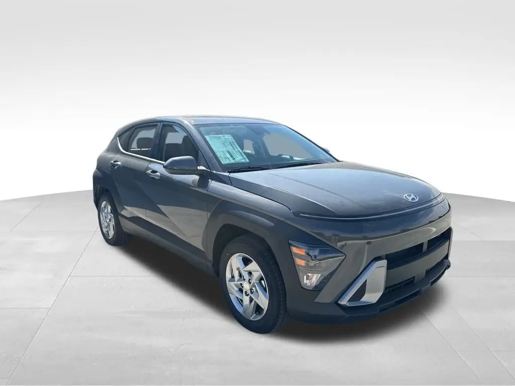 2026 Hyundai Kona SE photo 4