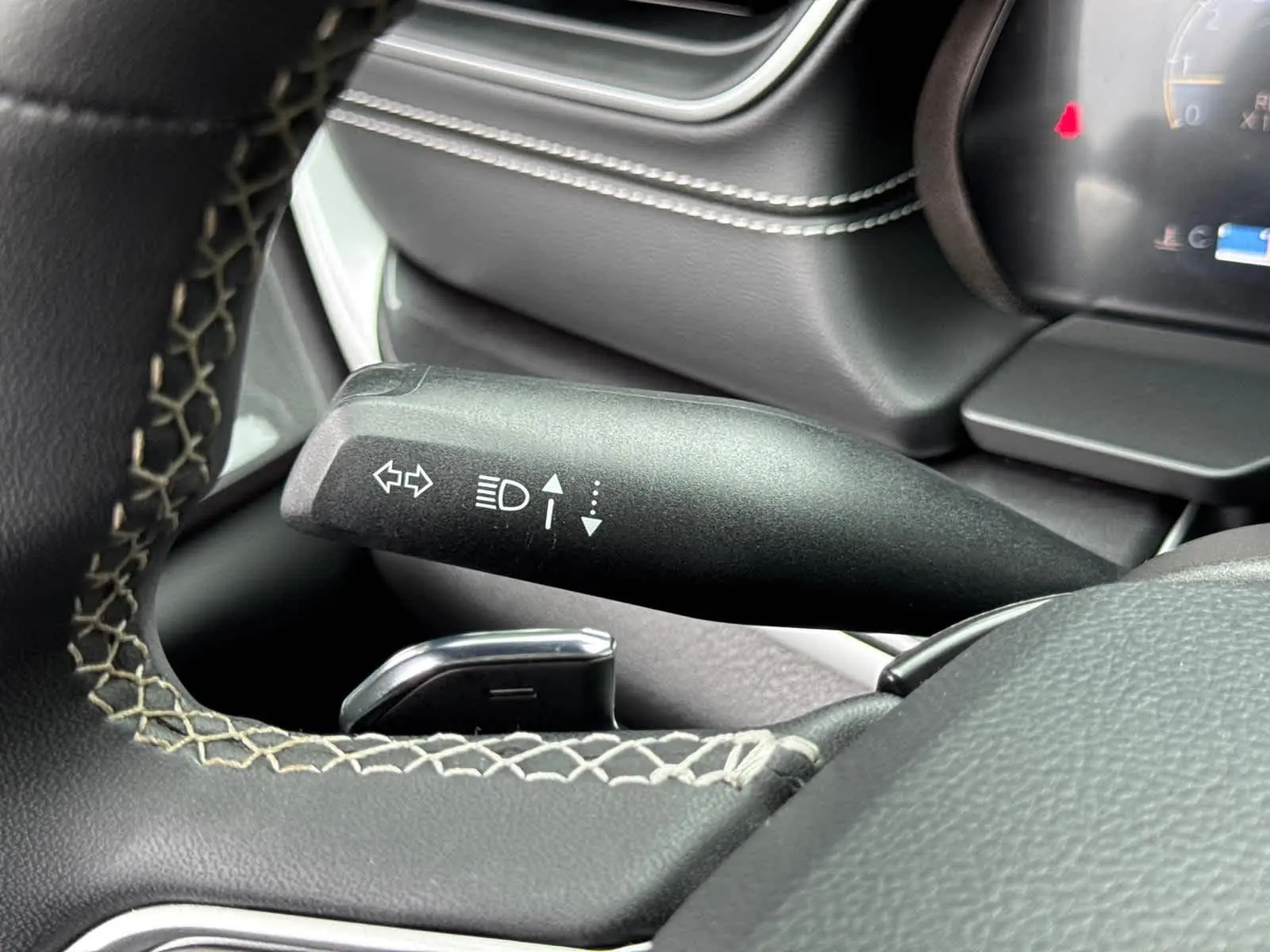 2023 Jeep Grand Cherokee Altitude photo 16