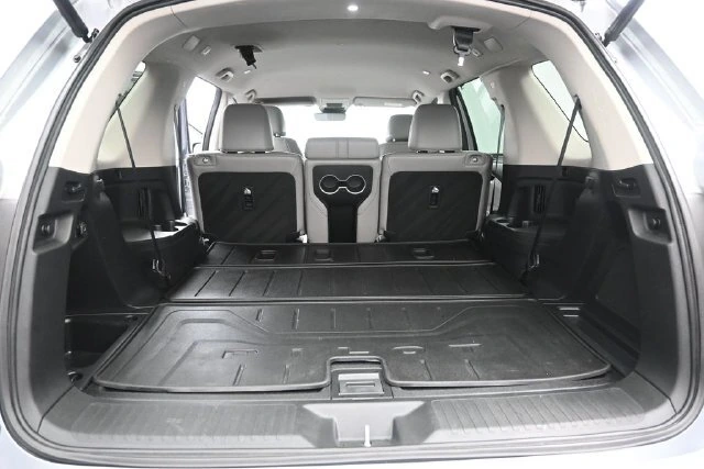 2025 Honda Pilot EX-L - Photo 12