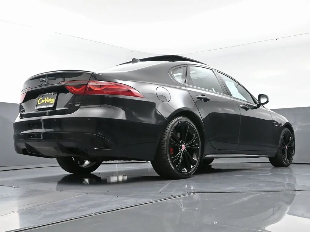 2022 Jaguar XF R-Dynamic SE photo 52