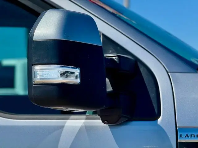 2021 Ford F-350 photo 8