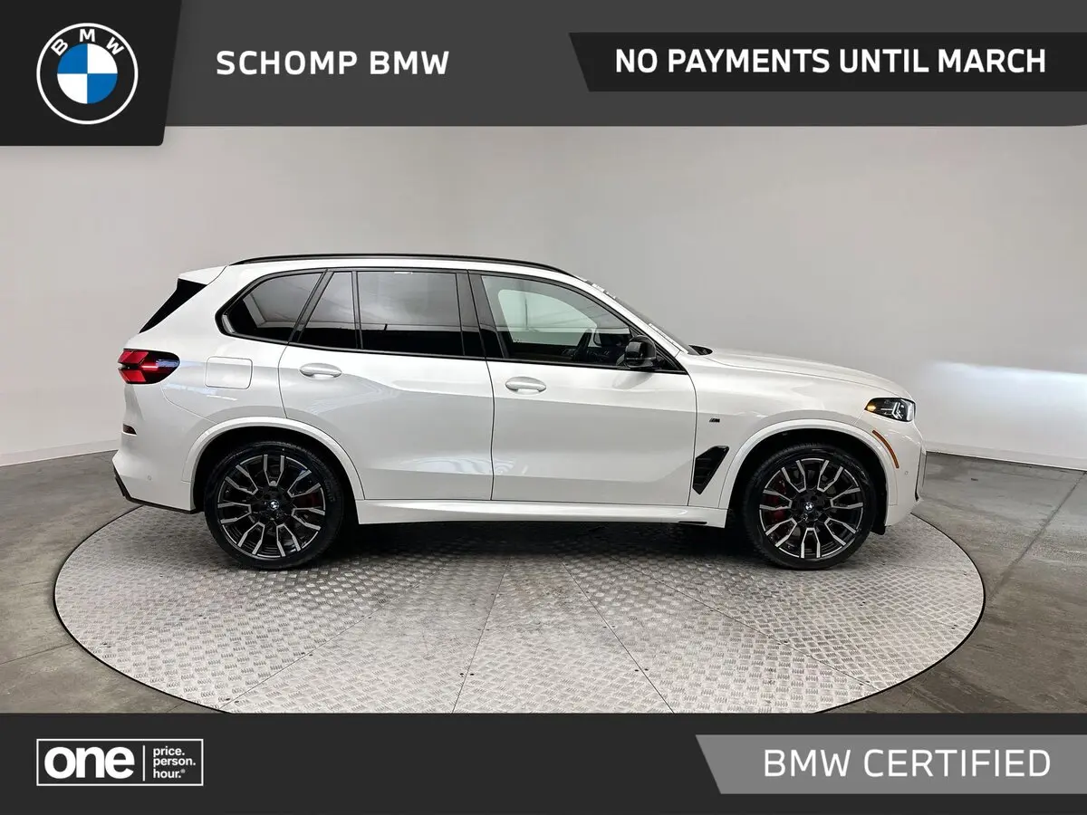 2025 BMW X5 M60i's photo