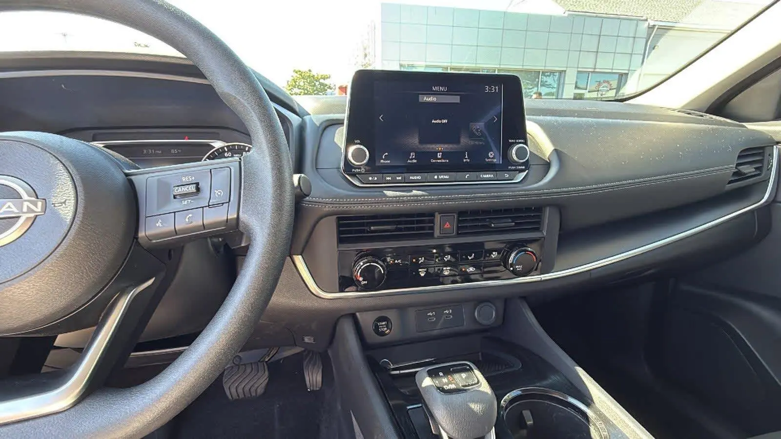 2024 Nissan Rogue S photo 14