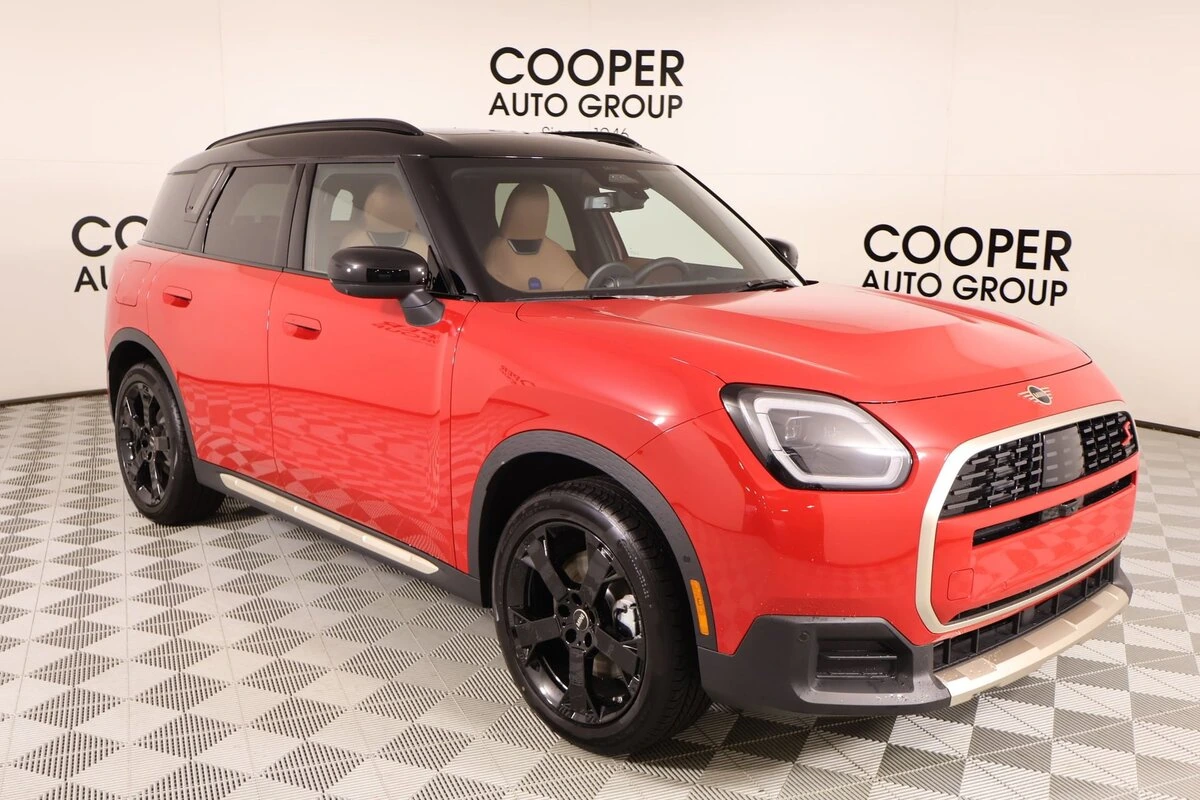 2027 MINI Cooper's photo