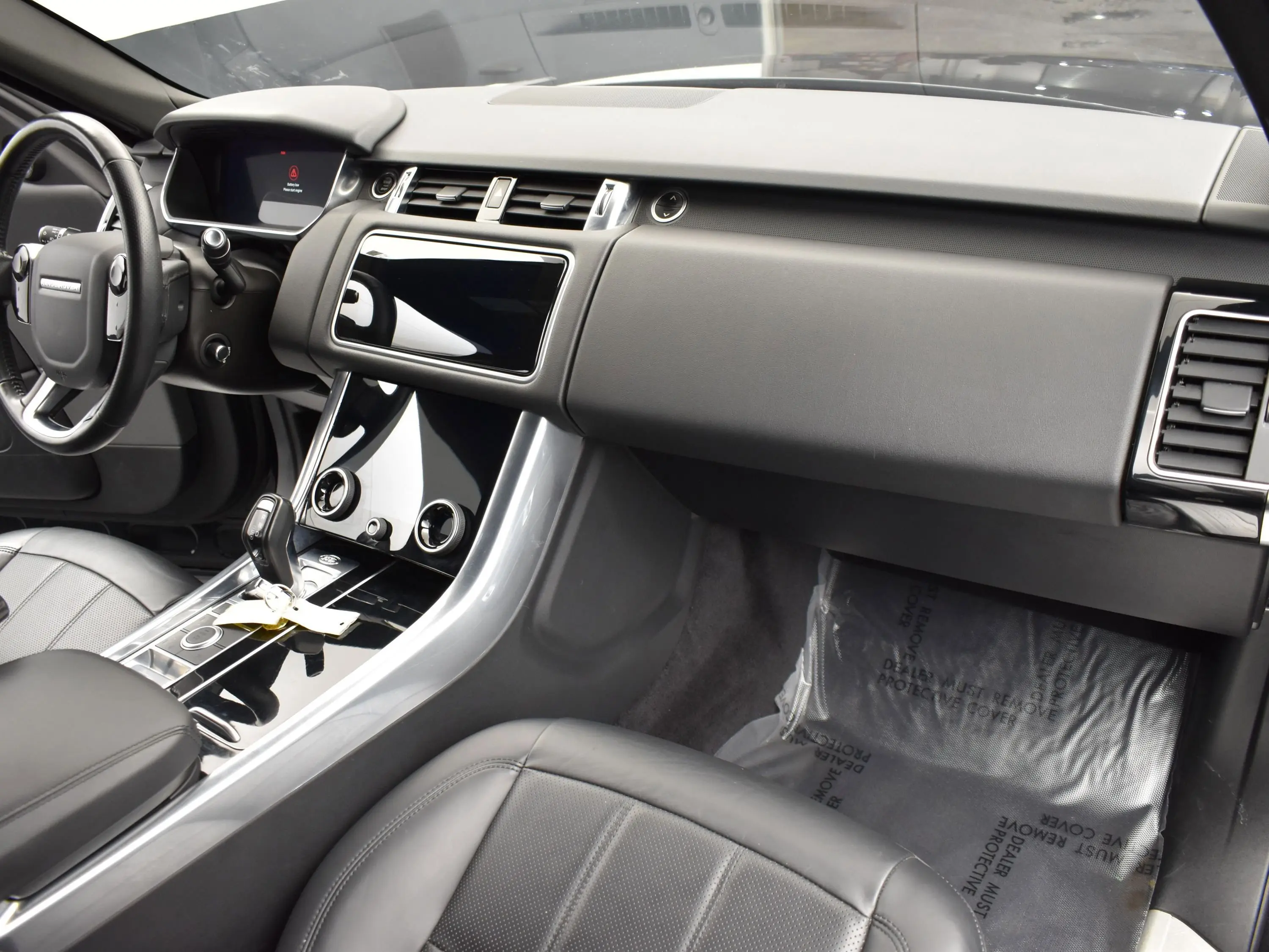 2020 Land Rover Range Rover Sport HSE photo 6