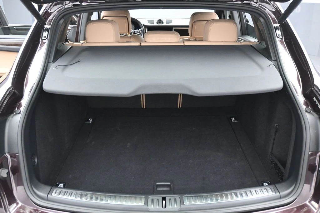2023 Porsche Macan S - Photo 38