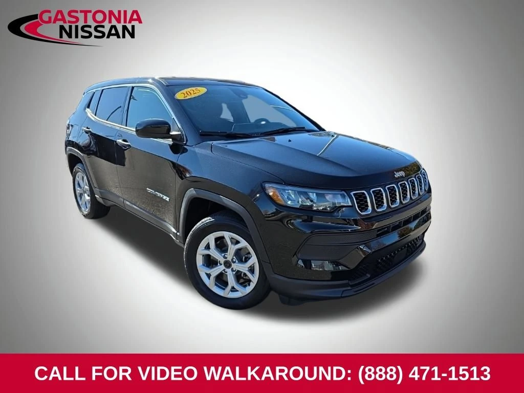 2025 Jeep Compass Sport's photo