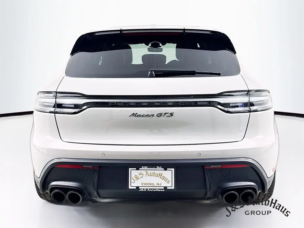 2024 Porsche Macan GTS photo 4