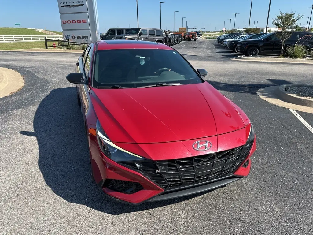 2022 Hyundai Elantra N Line photo 4