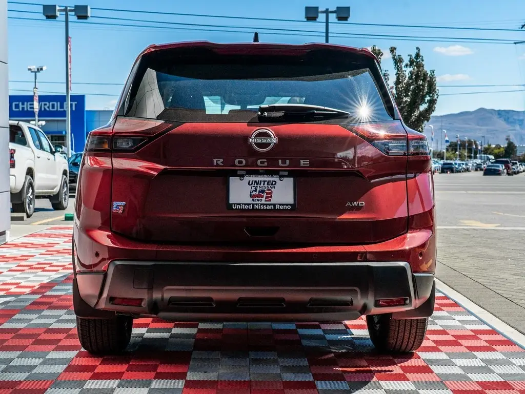 2026 Nissan Rogue S photo 5