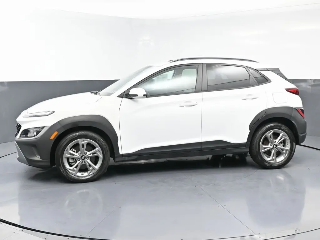 2022 Hyundai Kona SEL N Line photo 4