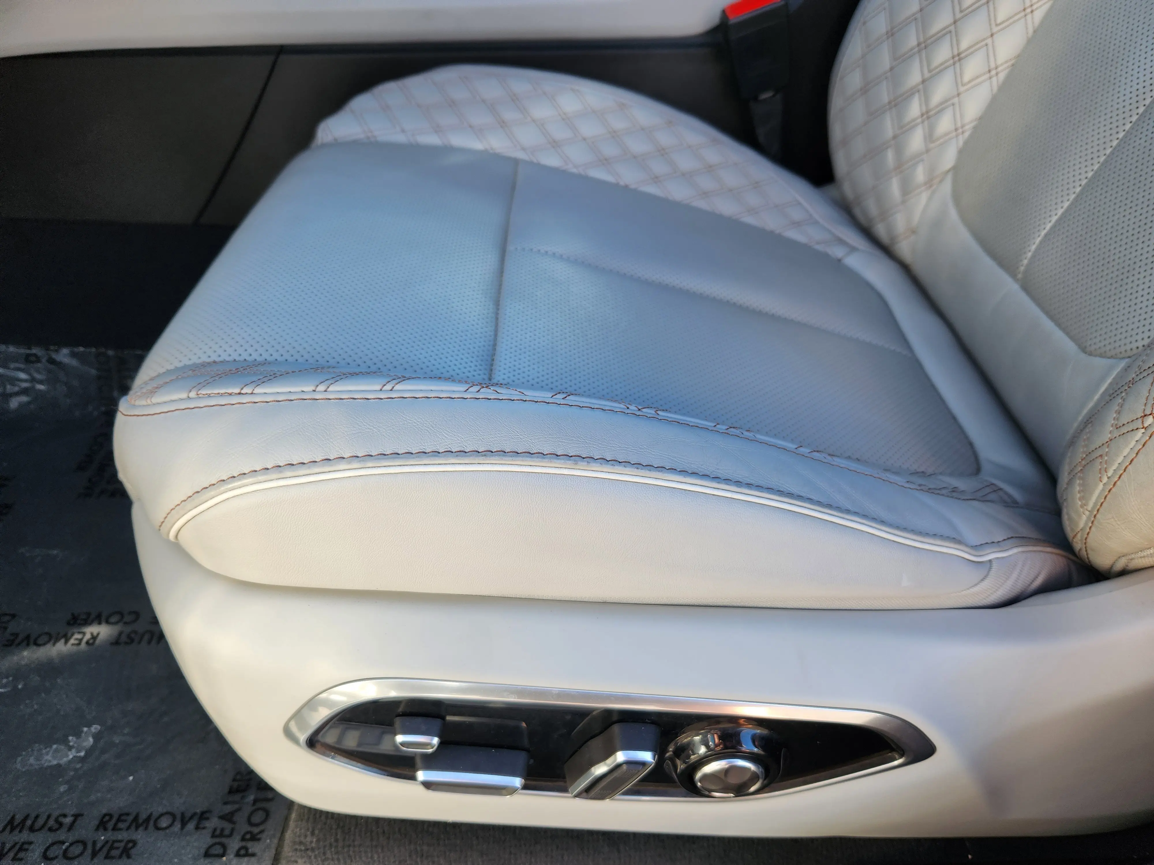2022 Jeep Grand Cherokee Summit photo 8