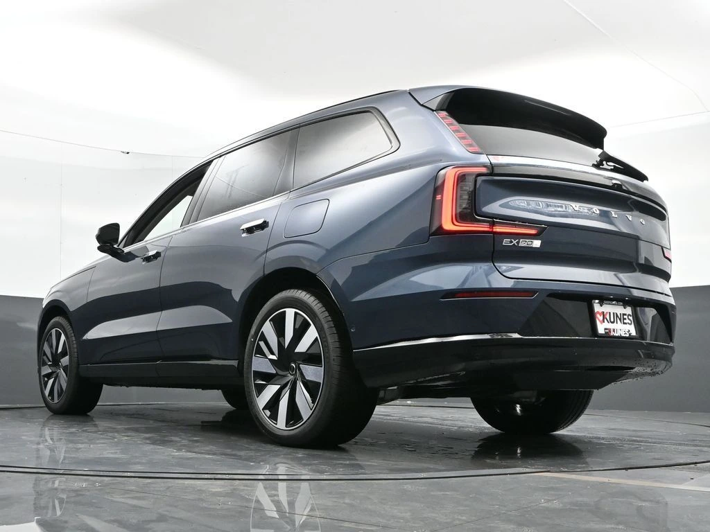 2025 Volvo EX90 Ultra - Photo 39