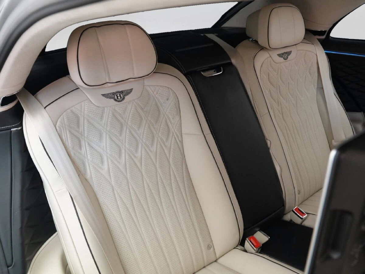 2026 Bentley Flying Spur Azure - Photo 41