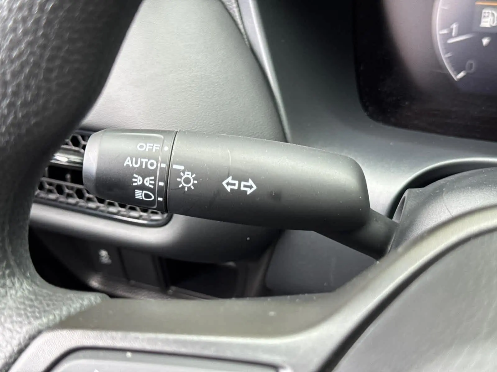 2026 Honda HR-V LX photo 18